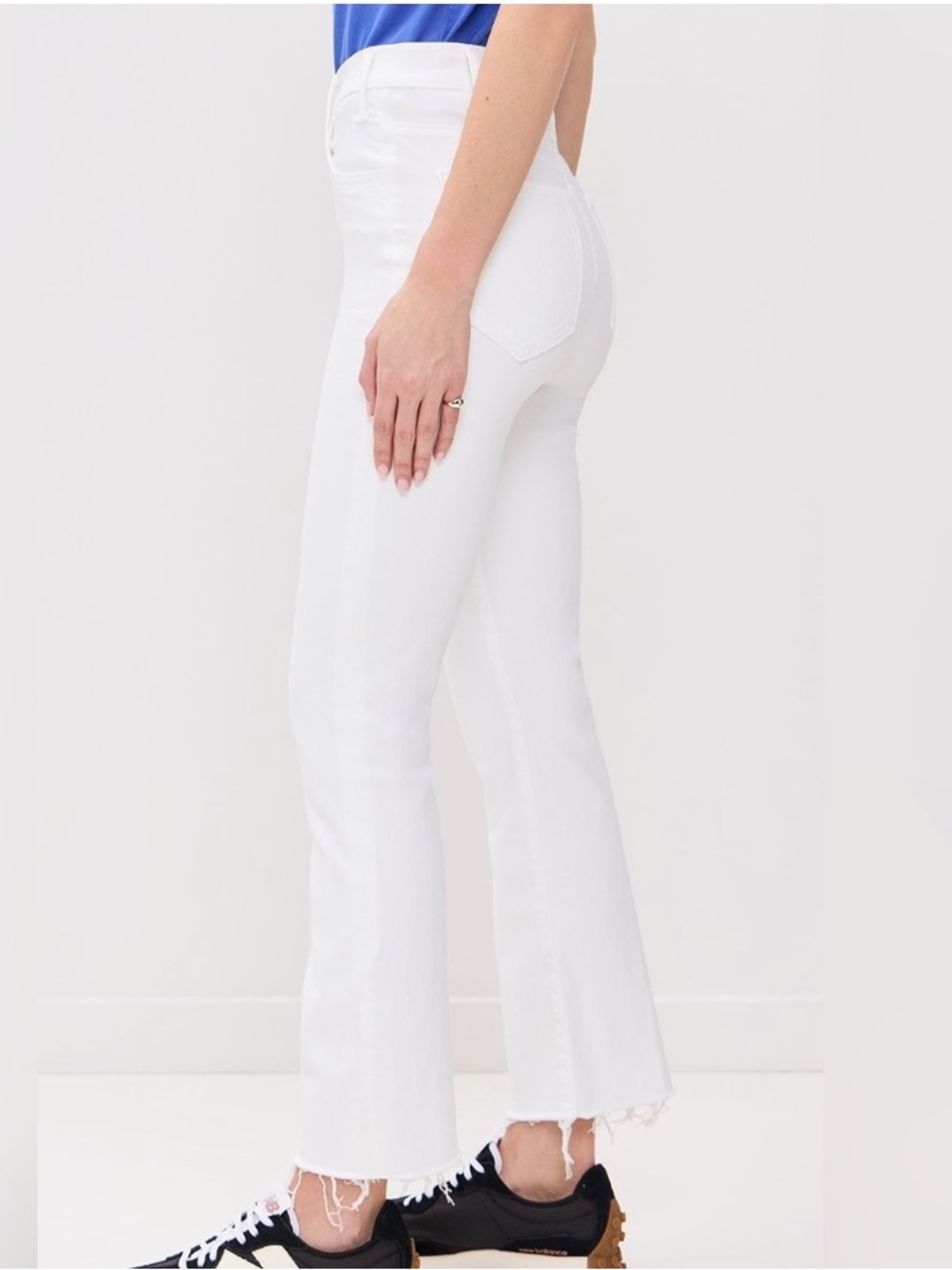 MOTHER The Mid Rise Dazzler Ankle Fray White Jeans Size 27